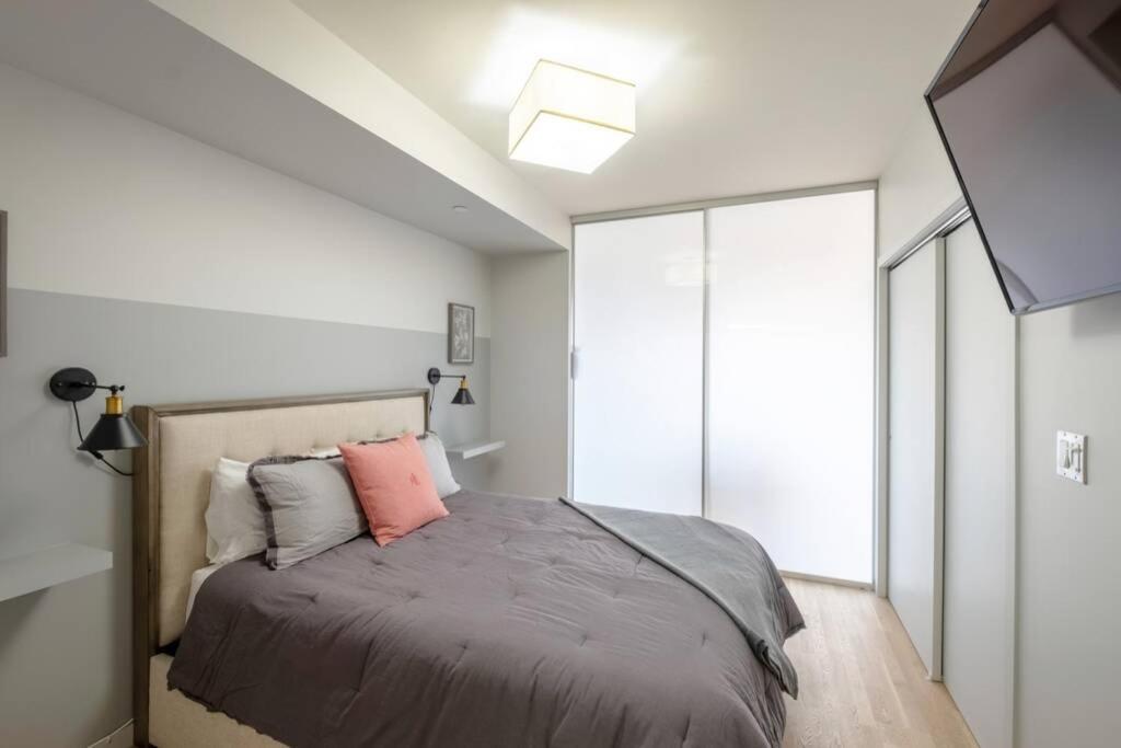 Clean 3Rd Floor 1 Bedroom Apt In Old Town China Town Victoria Exterior photo